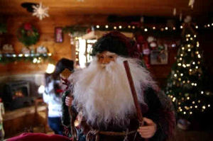 Santa's around the grounds at Loch Lolly